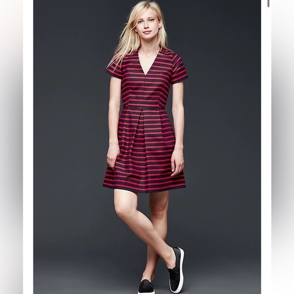 Gap Navy and Red Striped Dress Size 14 - Picture 1 of 5